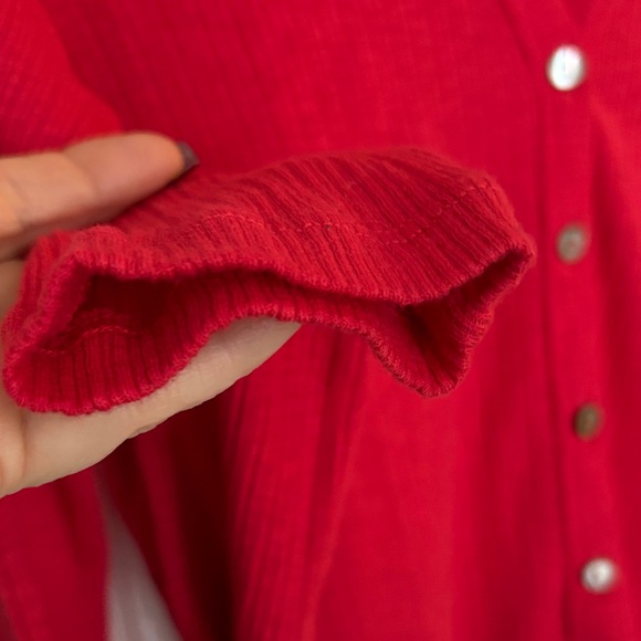 Michael Stars NWT Red Button-Up V-Neck Cardigan - Picture 6 of 9